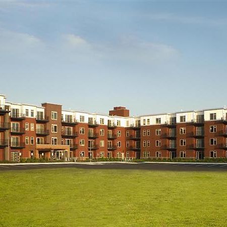 Execustay At York Place Apts 伊代纳 外观 照片