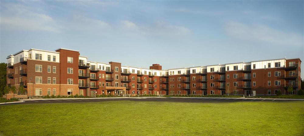 Execustay At York Place Apts 伊代纳 外观 照片